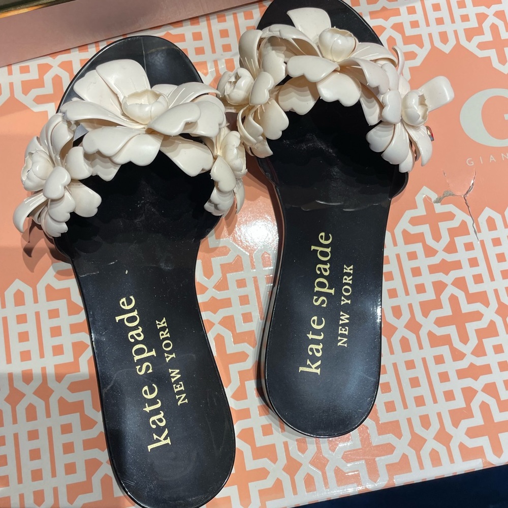 Kate spade flower sandals